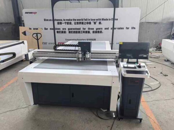 Automatic Cutter for Knitwear Nonwoven Fabrics Similar Like Iecho Zund CNC Digital Cutting Machine - Image 3